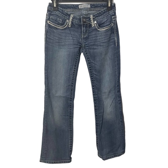 Daytrip Leo Bootcut Jeans w/White Stitch Detail & Slight Bling - Picture 1 of 9